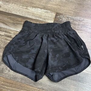 Lululemon Black Camo Running Shorts Size 4